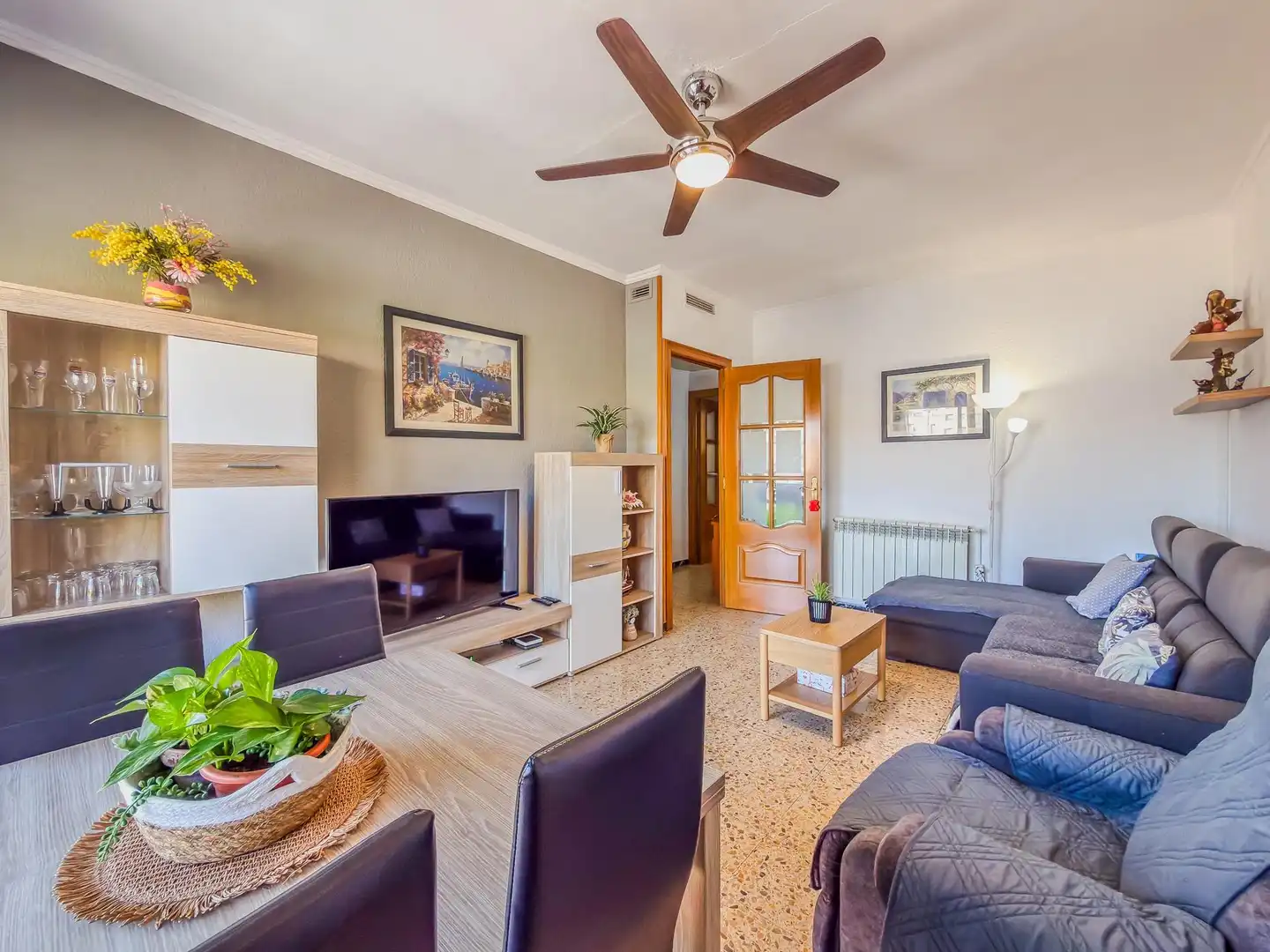 Sala de estar de Piso en venta en Terrassa con Aire acondicionado, Calefacción y Balcón