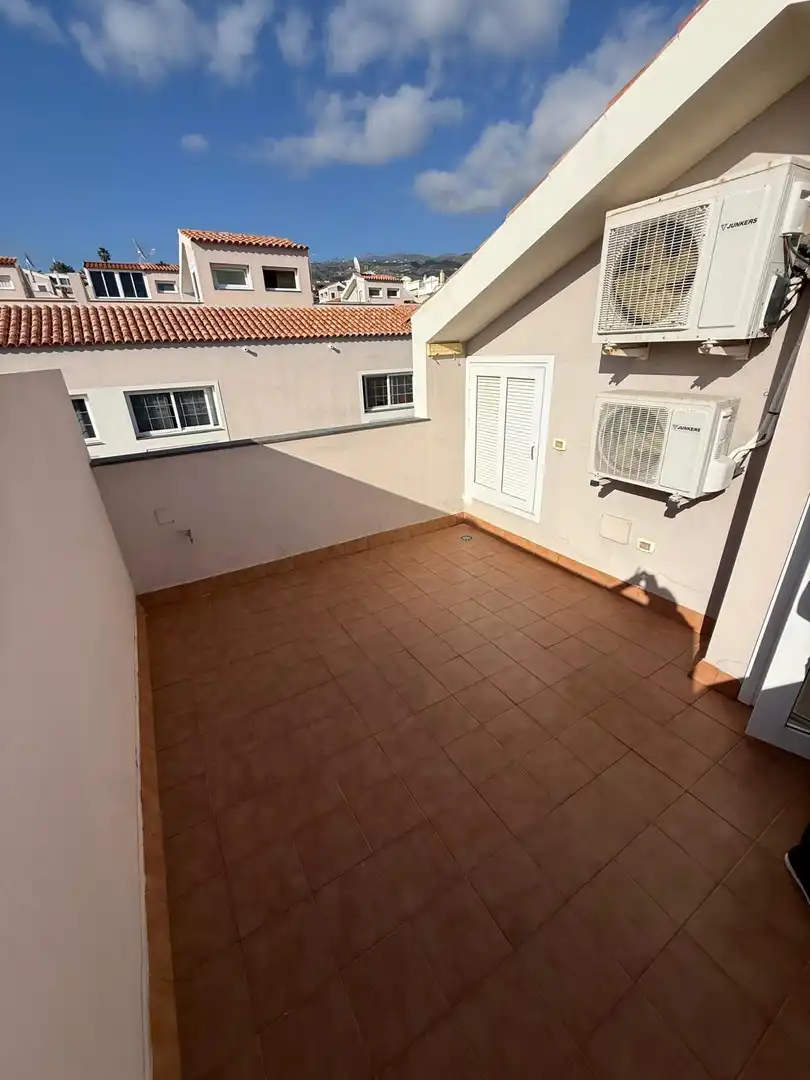 Terrassa de Casa o xalet en venda en Adeje amb Terrassa, Moblat i Piscina comunitària