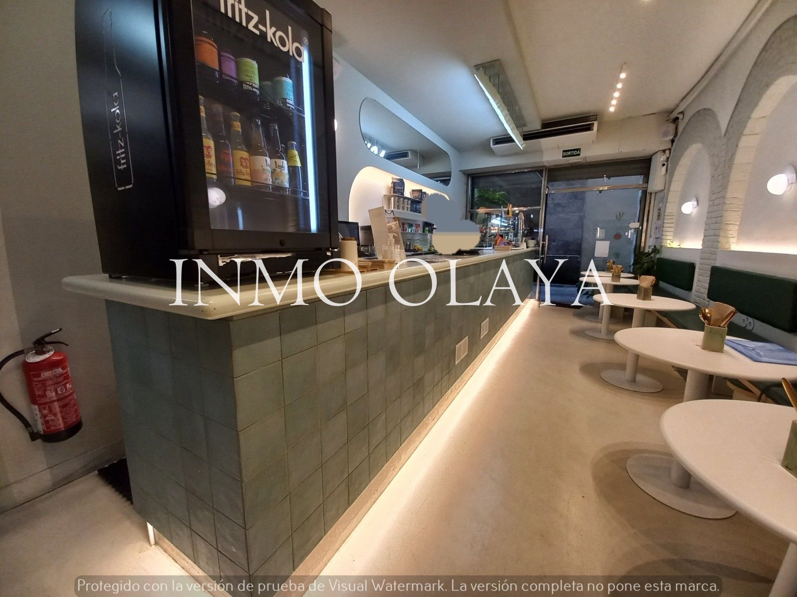 Local en traspaso en  Barcelona Capital con Aire acondicionado, Calefacción y Amueblado