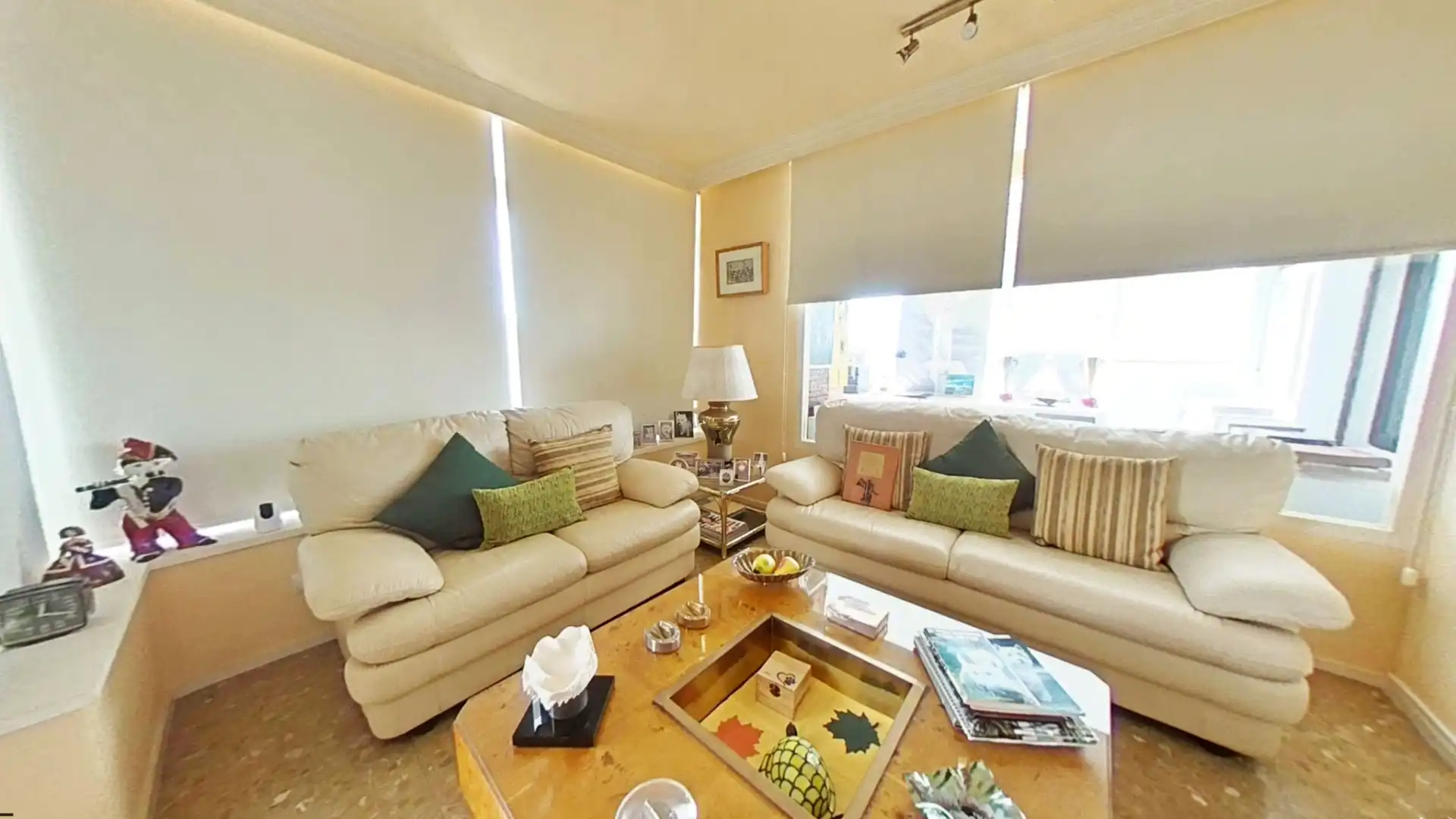 Living room of Flat for sale in Torremolinos  with Air Conditioner, Terrace and Furnished
