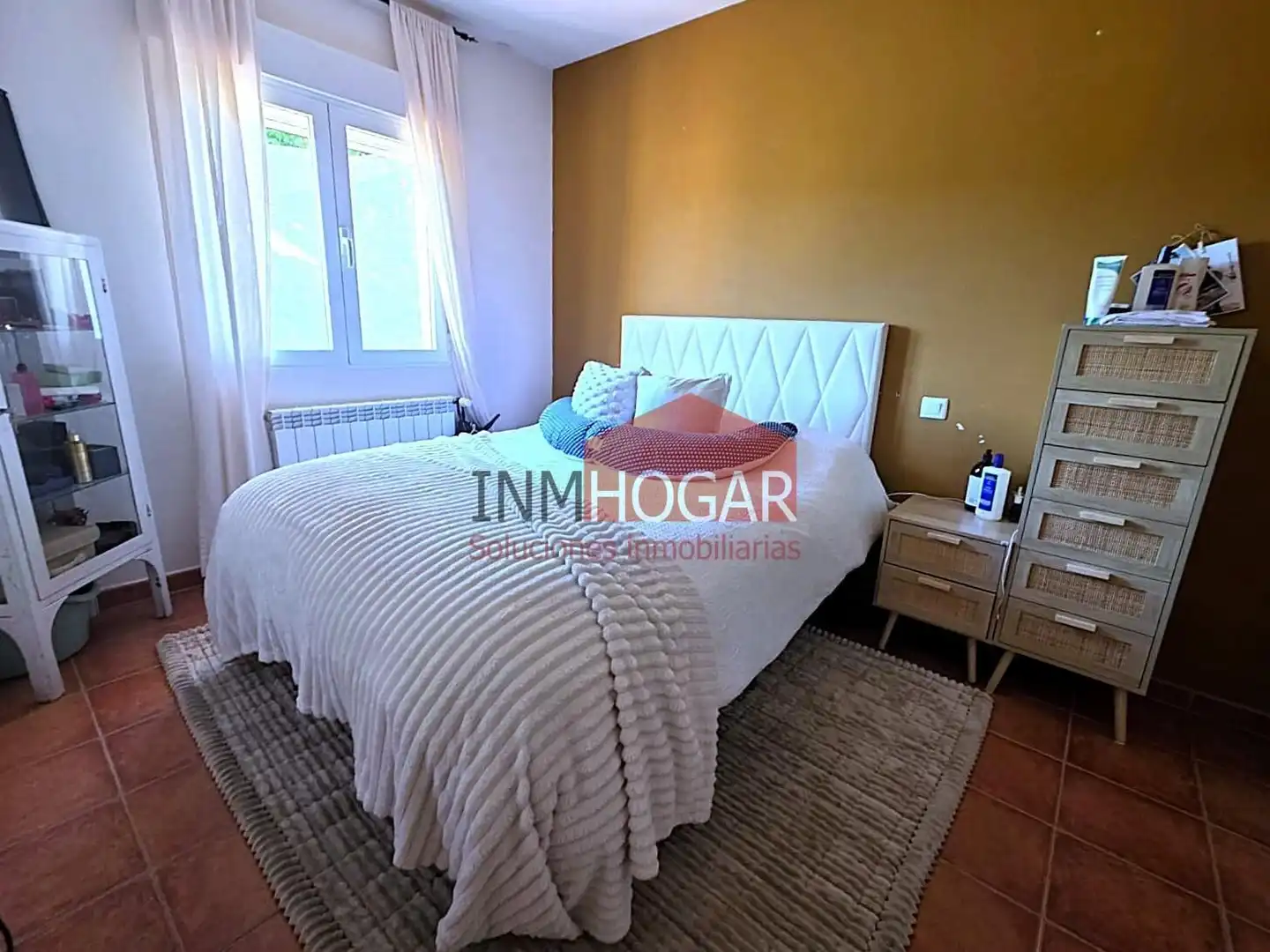 Dormitori de Casa adosada en venda en Mediana de Voltoya amb Calefacció, Jardí privat i Piscina