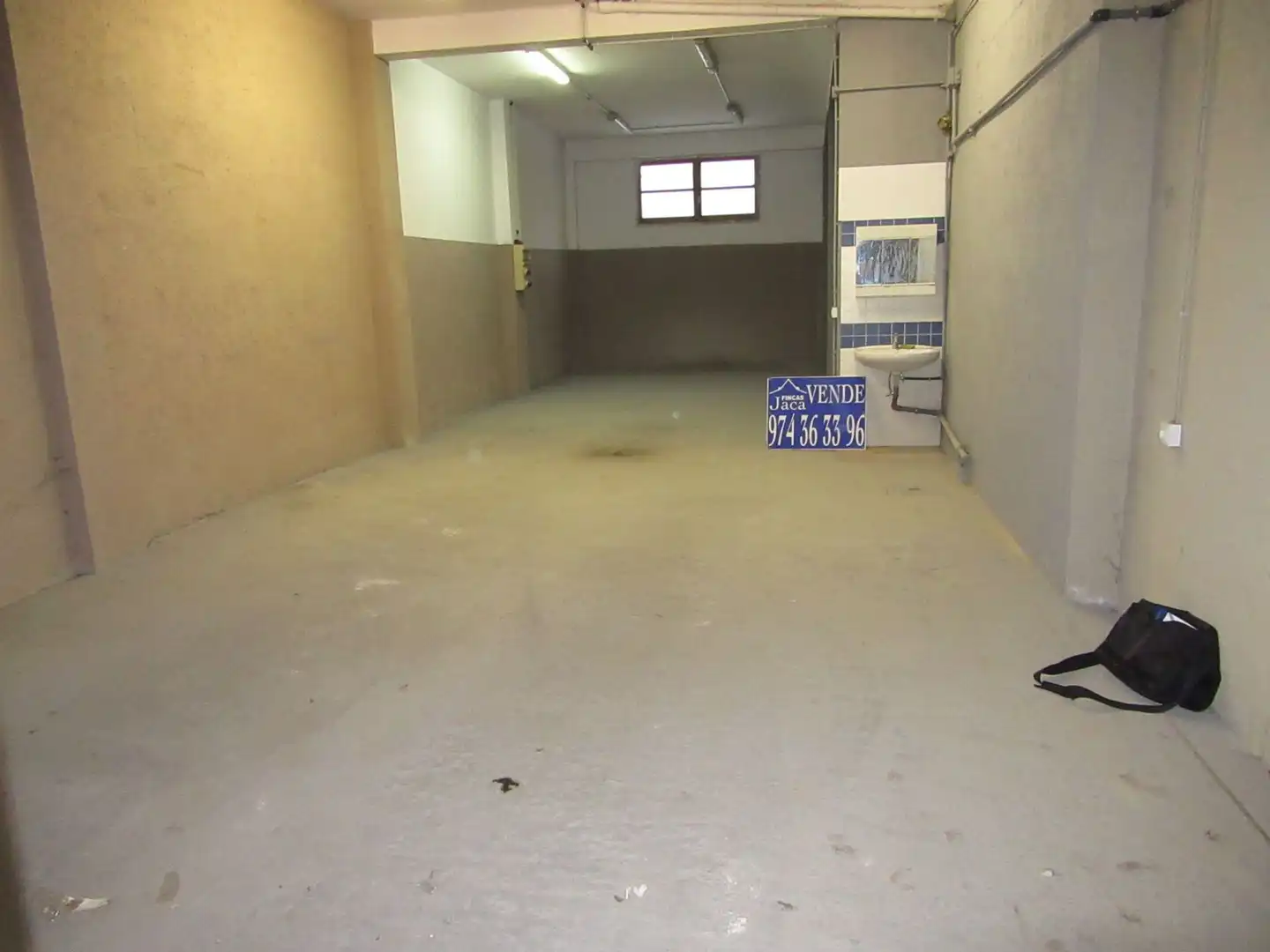 Local comercial en venda a Sabiñánigo Centro - Aurín, imagen 2