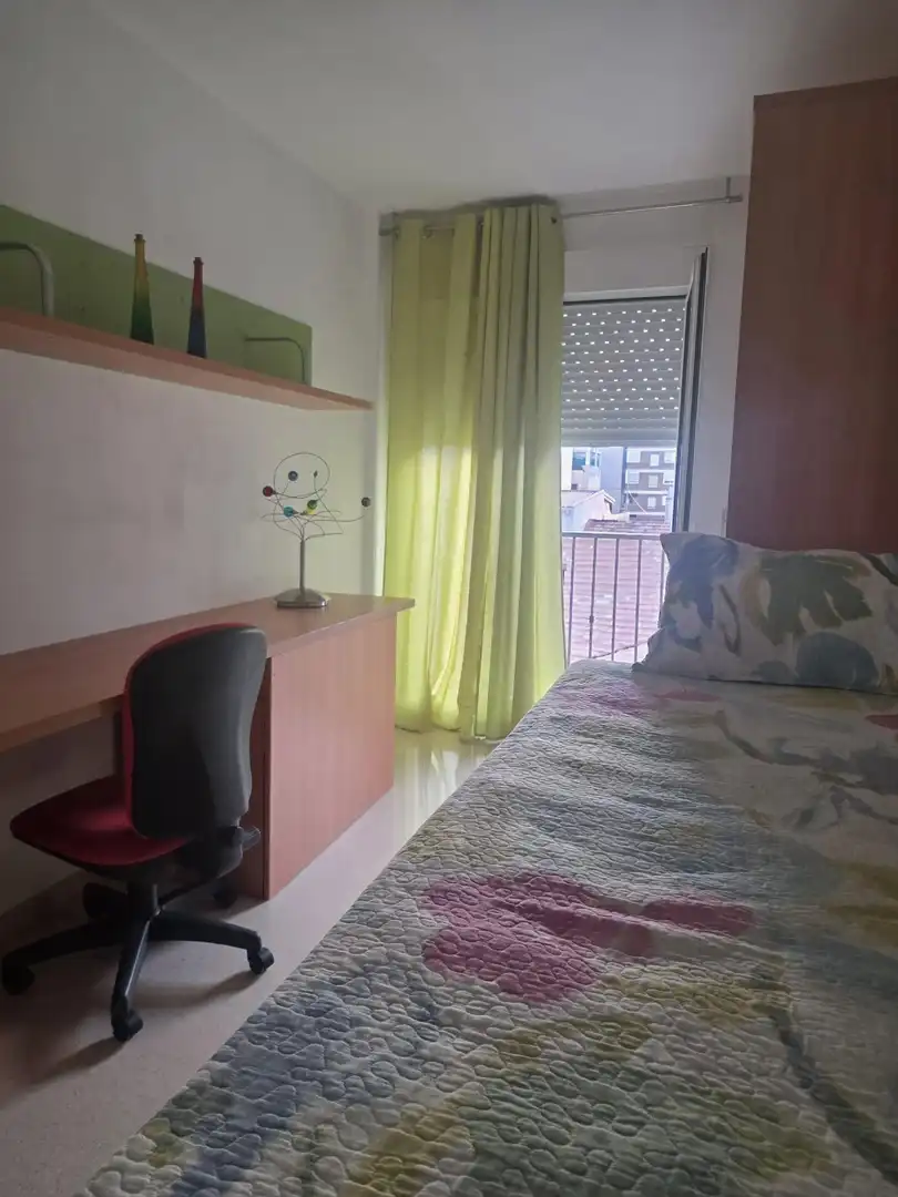 Bedroom of Apartments for sale in Plaza Castelar - Mercado Central