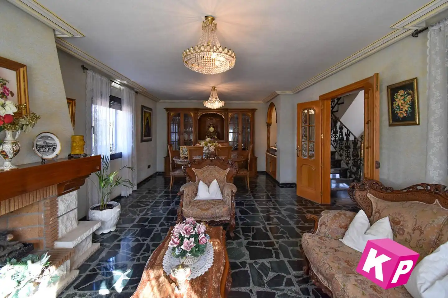Sala d'estar de Casa o xalet en venda en Elche / Elx amb Jardí privat, Terrassa i Traster