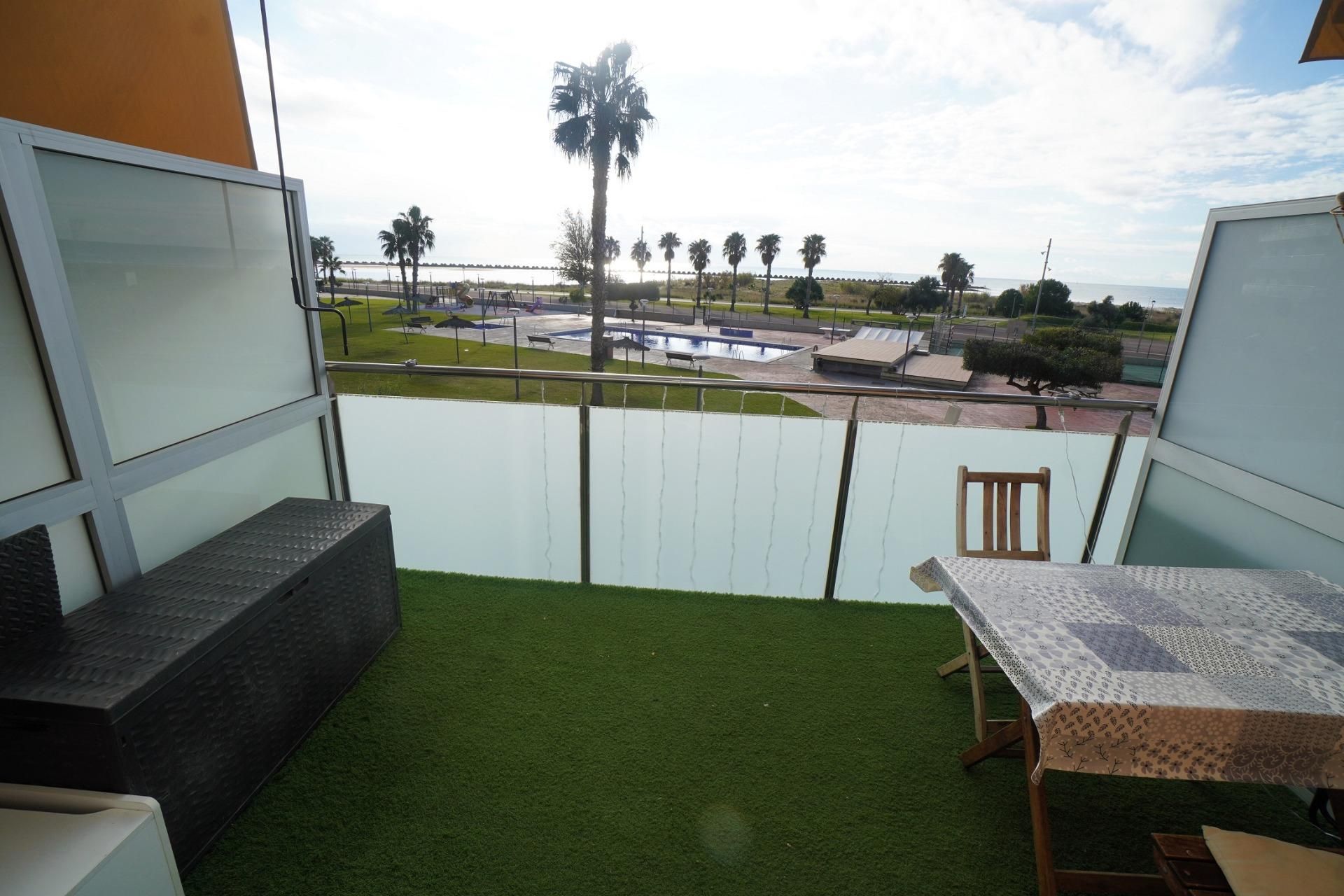 Terrassa de Pis en venda en Cubelles amb Aire condicionat, Calefacció i Jardí privat