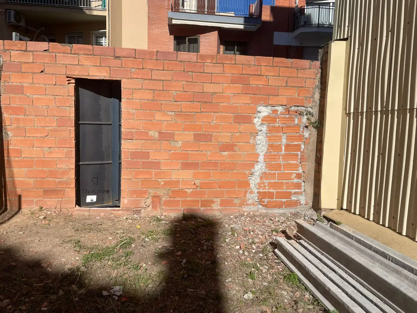 Terrenys i solars en venda a MONTURIOL 85, imagen 5