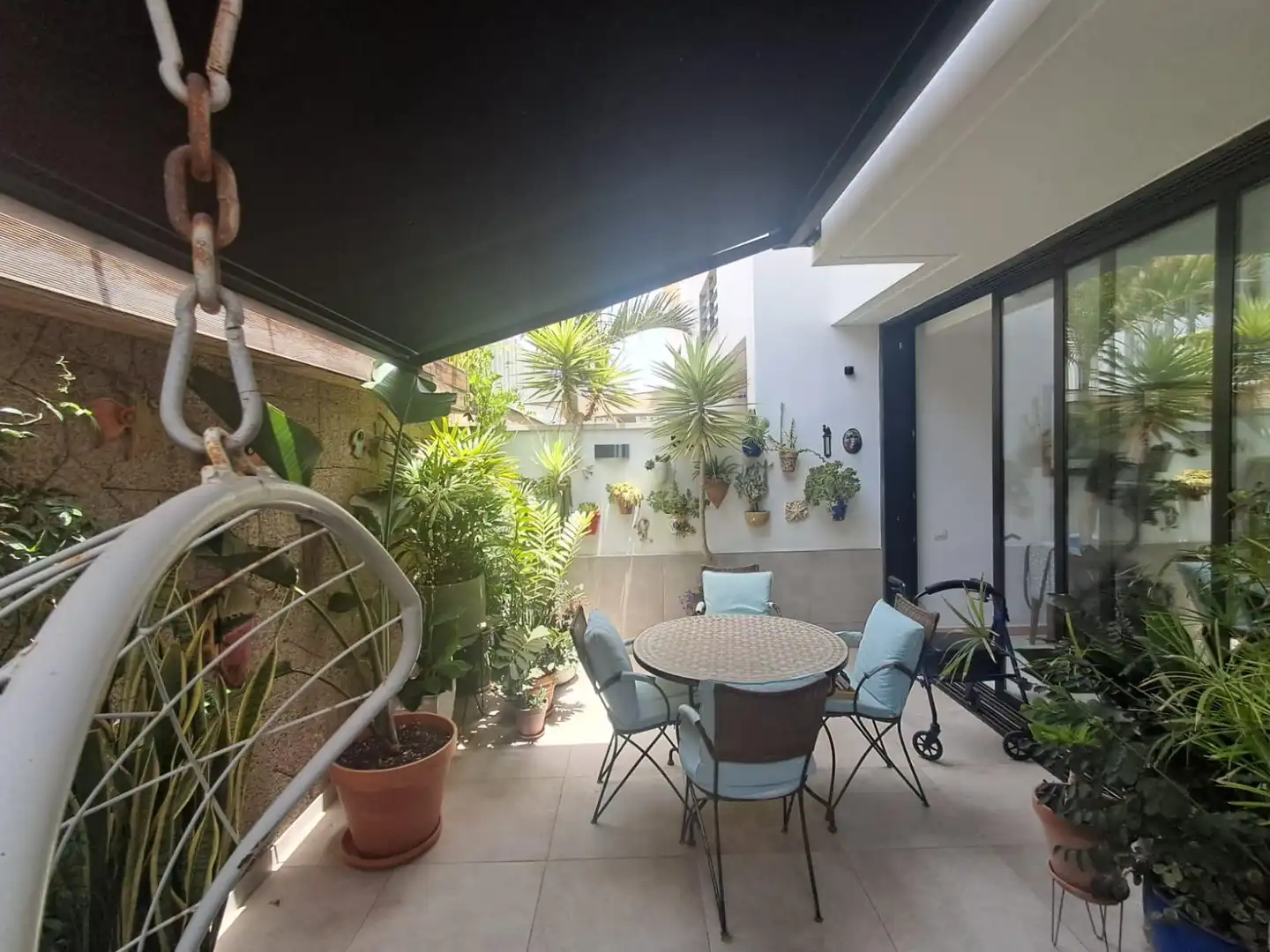 Terrassa de Casa adosada en venda en Granadilla de Abona amb Jardí privat, Terrassa i Moblat