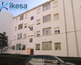 Vista exterior de Pis en venda en San Juan del Puerto amb Terrassa i Balcó