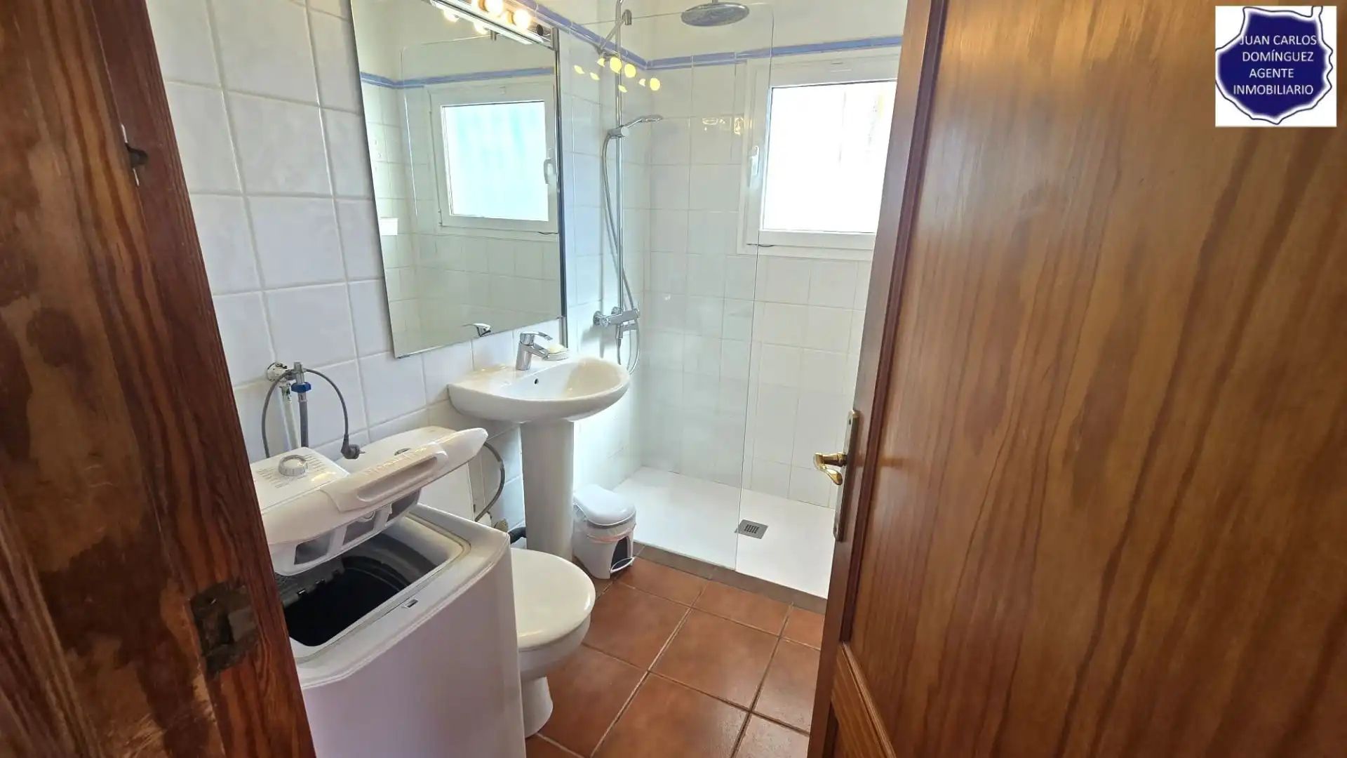 Bathroom of Apartments for rent in San Bartolomé de Tirajana  with Terrace, Furnished and Community pool