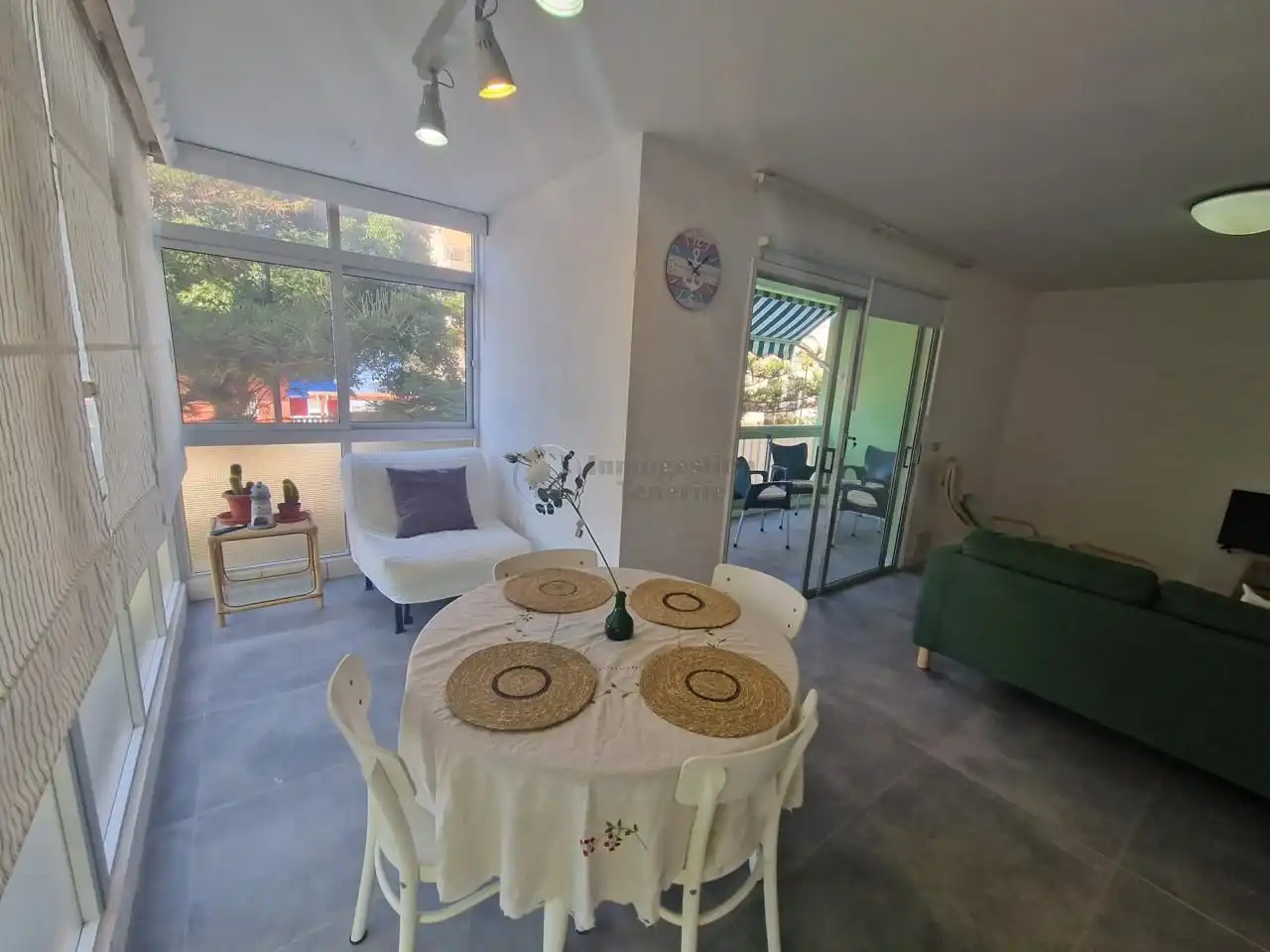 Vista exterior de Apartamento de alquiler en Arona con Terraza y Amueblado