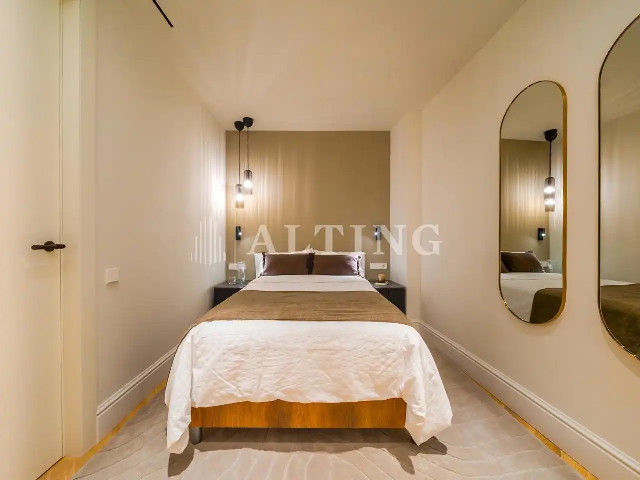 Habitación de Piso en venta en Barcelona con Aire acondicionado, Calefacción y Jardín privado