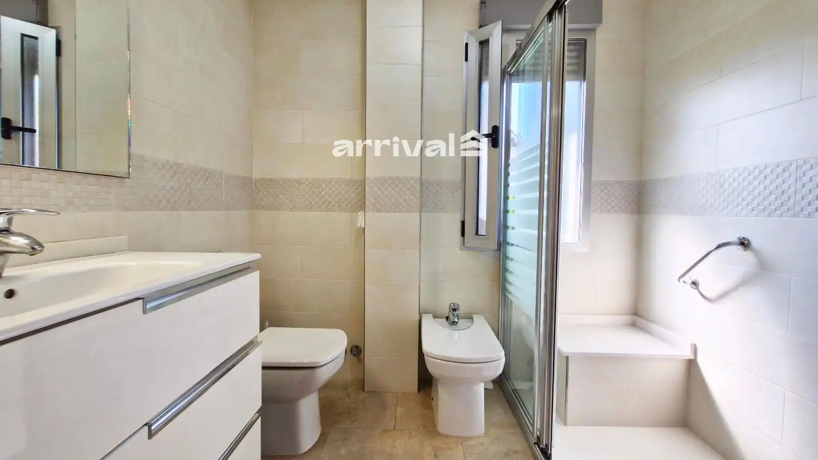 Baño de Casa o chalet en venta en Paterna con Aire acondicionado, Jardín privado y Terraza