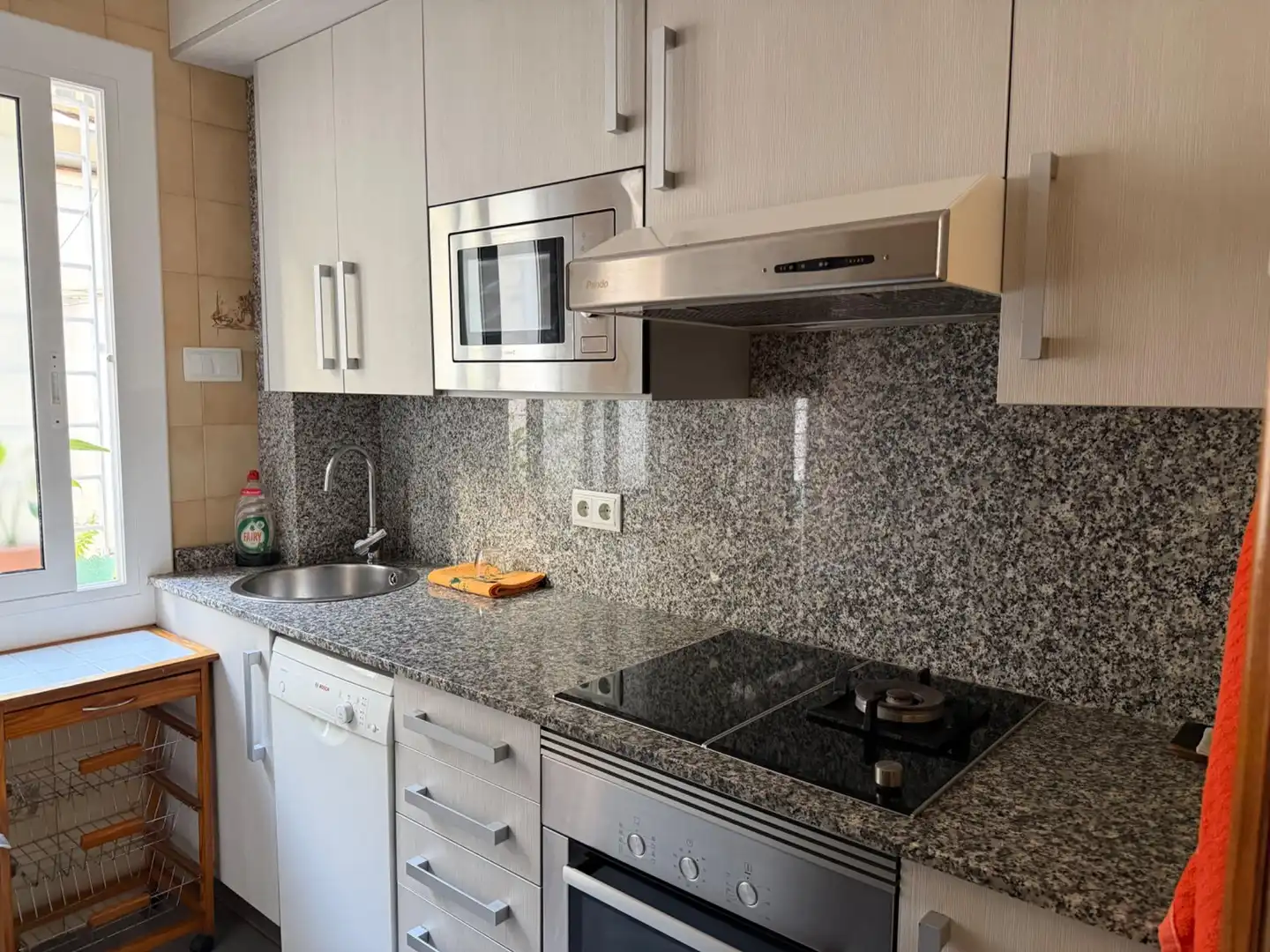 Kitchen of Ground floor for sale in Mataró  with Air Conditioner and Heating
