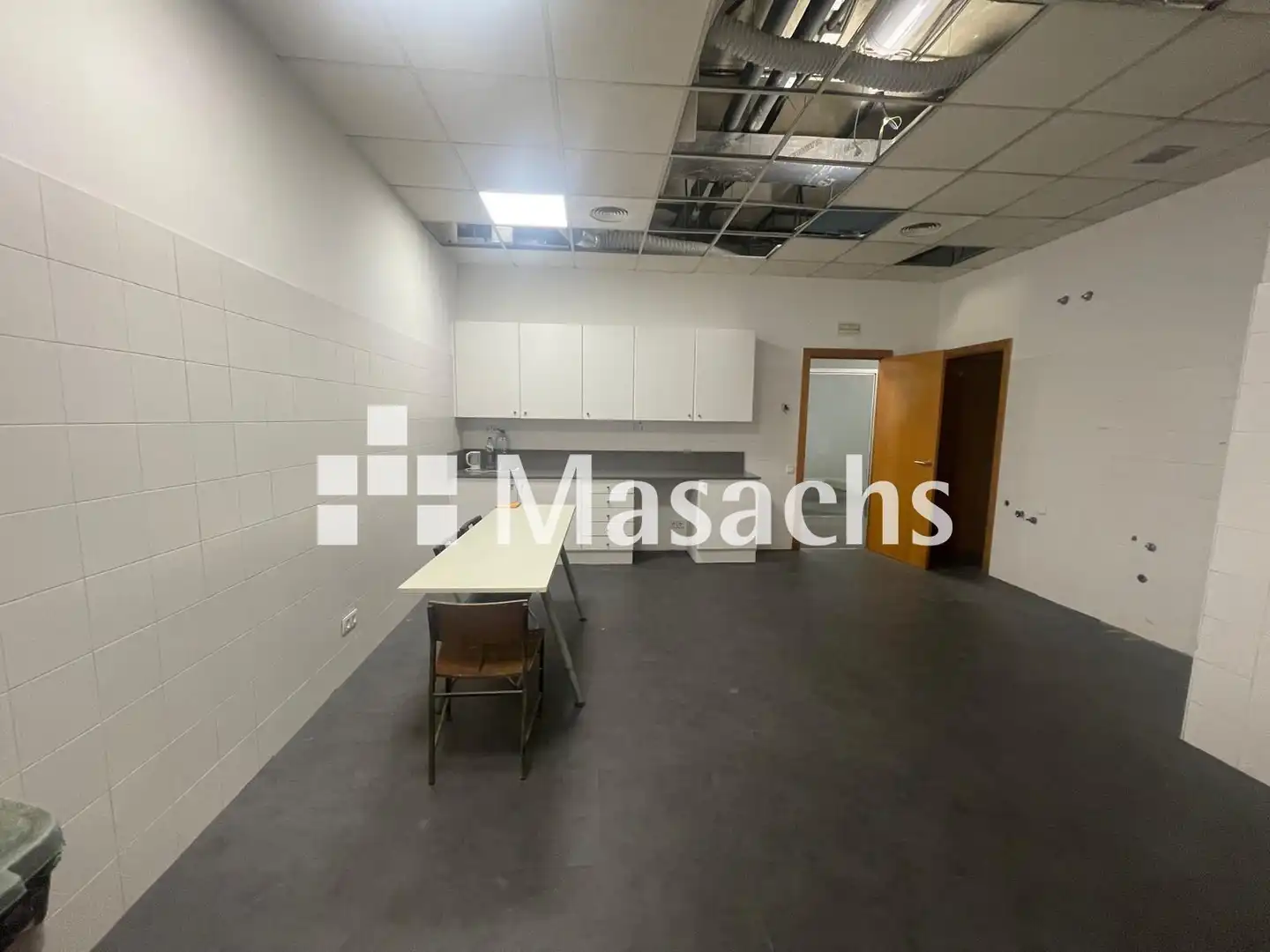 Cuina de Oficina de lloguer en L'Hospitalet de Llobregat