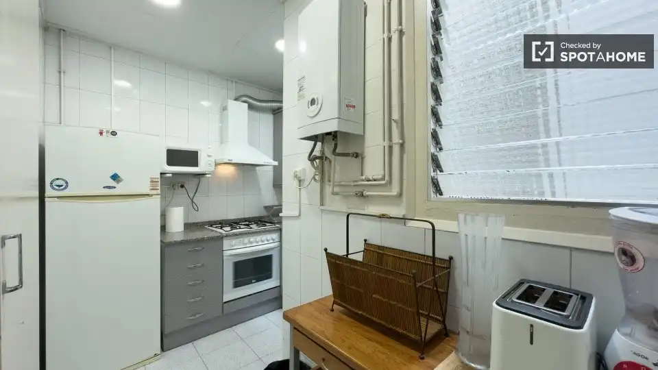 Flat with terrace to rent in Eixample, imagen 4