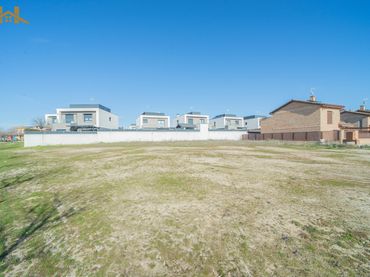 Terreny residencial en venda a Calle Ciudad de Ceuta