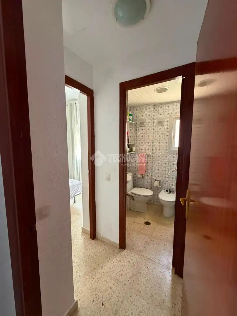 Flat for sale in Salesianos