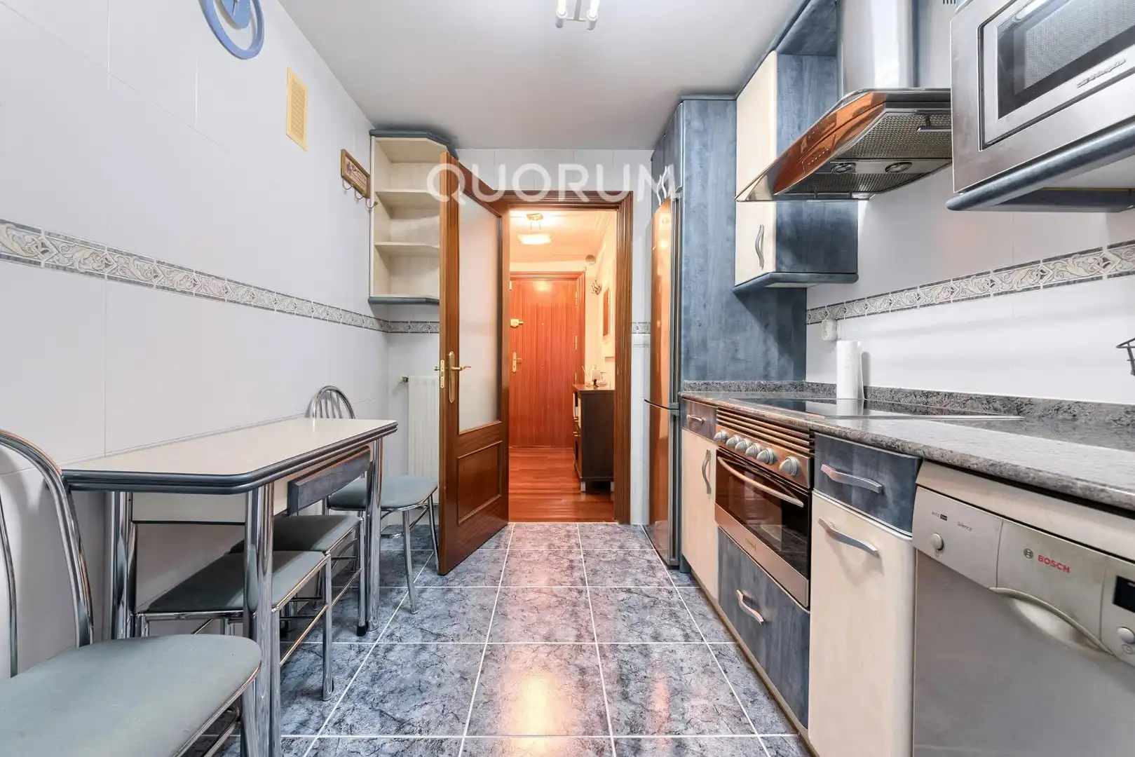 Cocina de Piso en venta en Barakaldo  con Calefacción, Trastero y Amueblado
