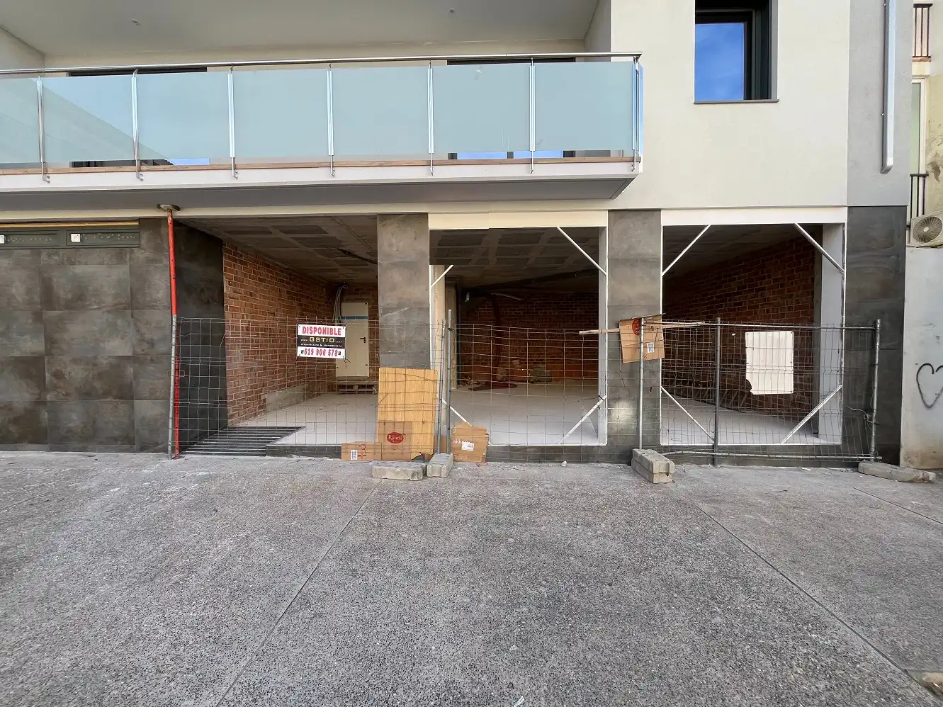 Commercial properties for rent in Roses