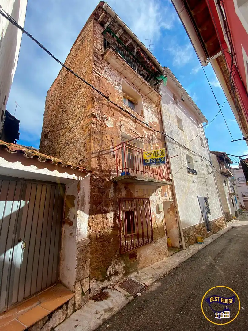 Vista exterior de Casa o chalet en venta en Boniches con Balcón
