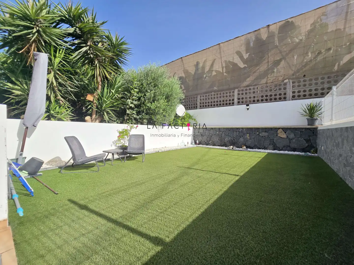 Terraza de Casa adosada en venta en San Miguel de Abona con Jardín privado, Parquet y Terraza