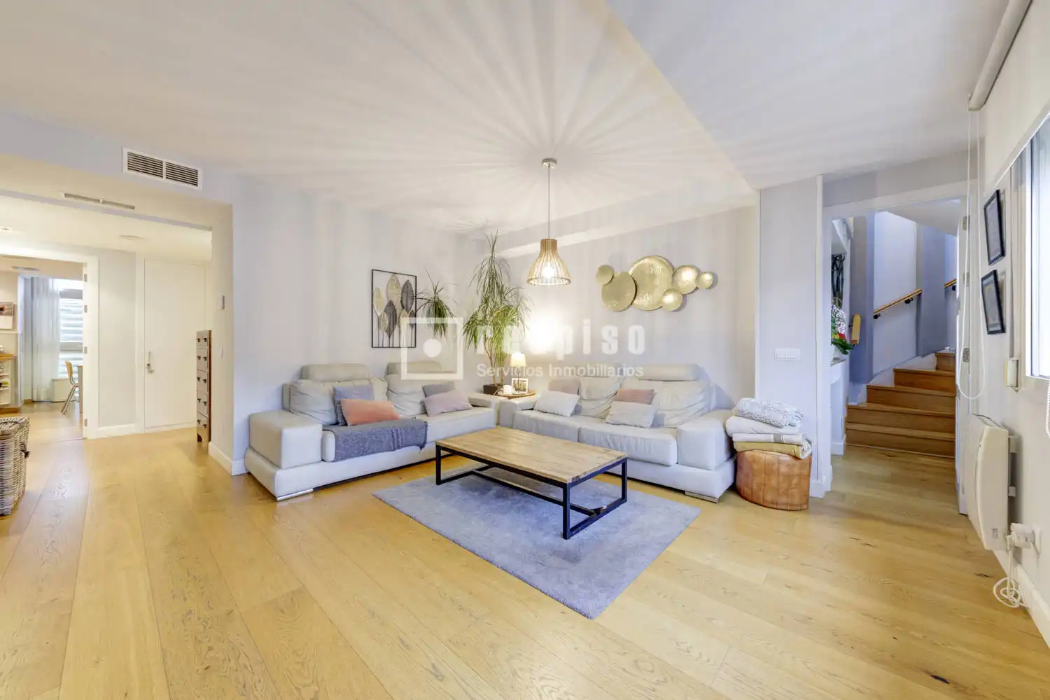 Sala de estar de Ático en venta en Pozuelo de Alarcón con Aire acondicionado, Calefacción y Jardín privado