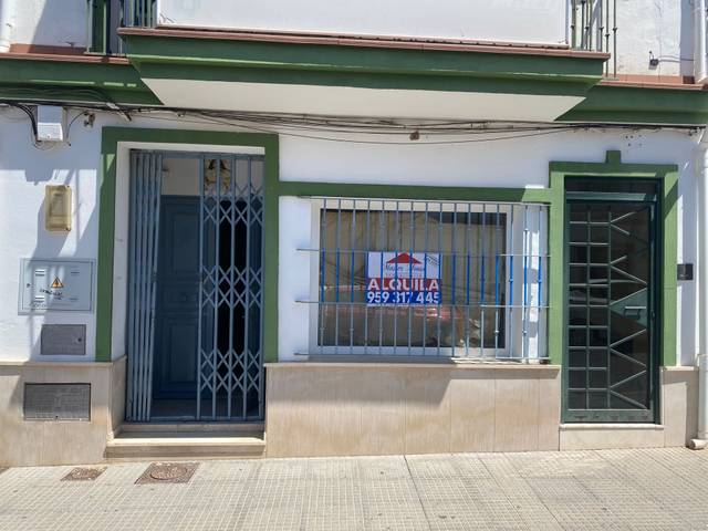 Local comercial en Alquiler en Núcleo urbano