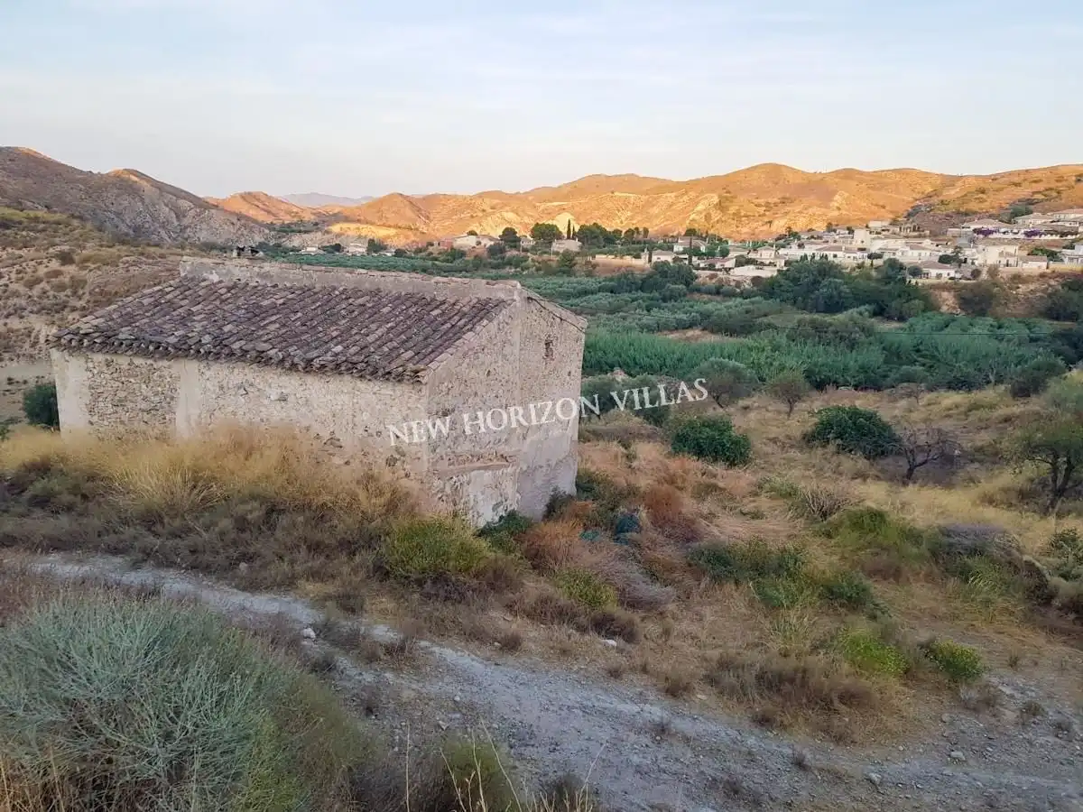 Country homes for sale in Arboleas