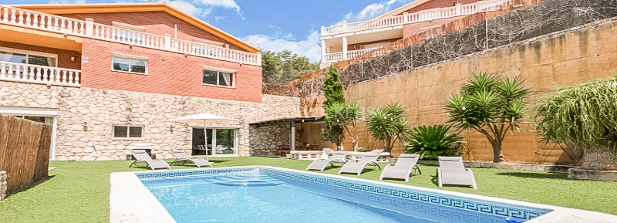 Piscina de Casa o chalet de alquiler en Olivella con Aire acondicionado, Calefacción y Jardín privado