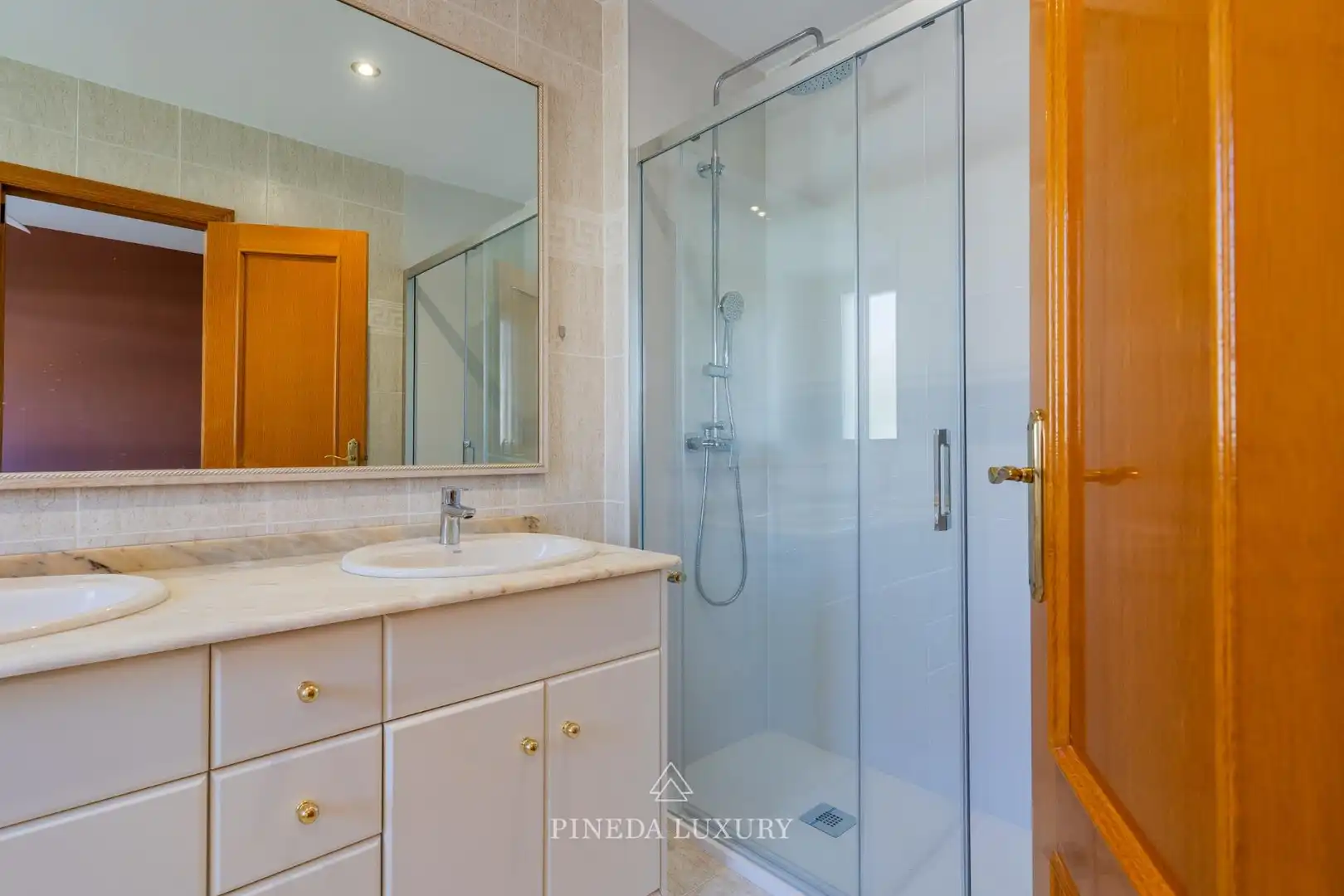 Baño de Casa o chalet de alquiler en Puçol con Calefacción, Jardín privado y Terraza