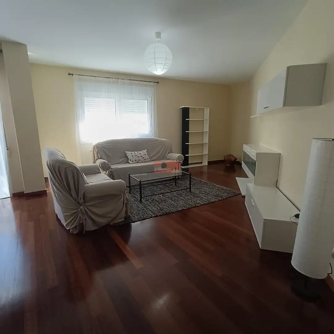 Flat for rent in Residencia - Abella