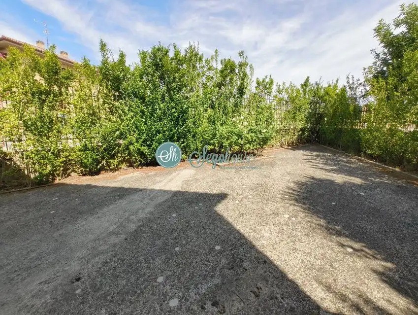 Casa o chalet en venta en Palazuelos de Eresma con Calefacción, Terraza y Amueblado