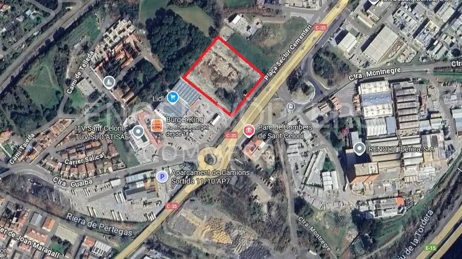 Vista exterior de Terreno industrial en venta en Sant Celoni