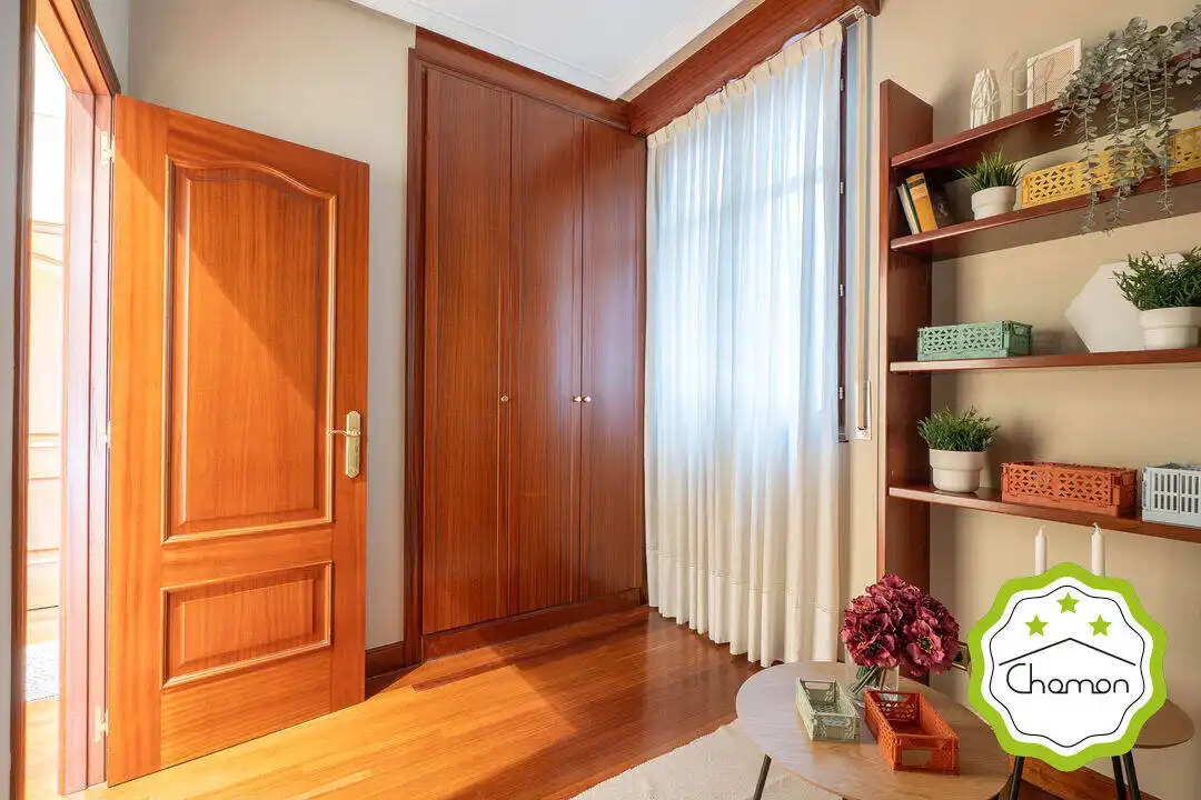 Habitación de Piso en venta en Bilbao  con Calefacción y Balcón