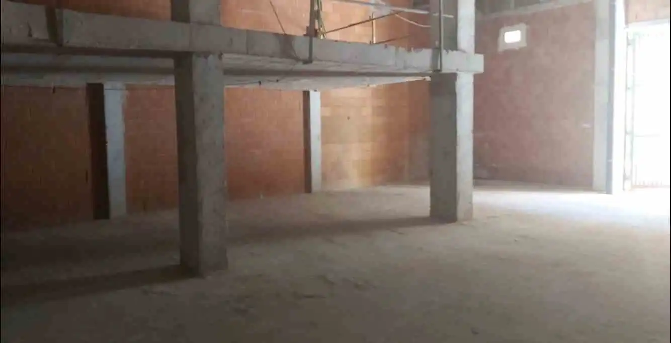Local comercial de lloguer a Calle Alfaro 10, imagen 3