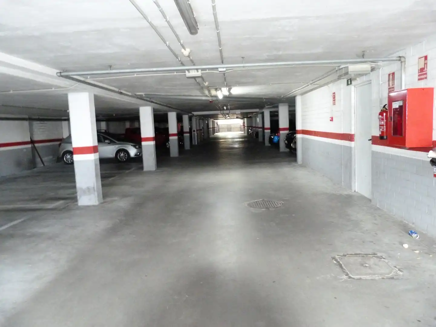 Parkplatz von Dachboden zum Verkauf in Cartes mit Heizung, Parkett und Terrasse