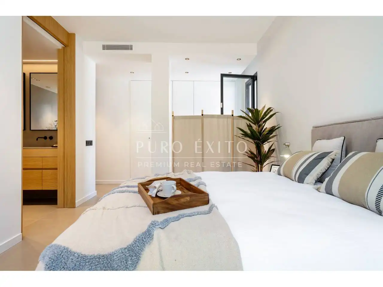 Bedroom of Houses for sale in Cambrils  with Air Conditioner, Private garden and Terrace