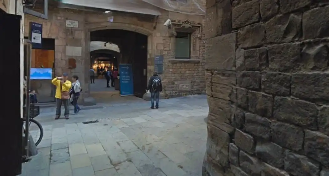 Local en traspaso en Barcelona con Amueblado