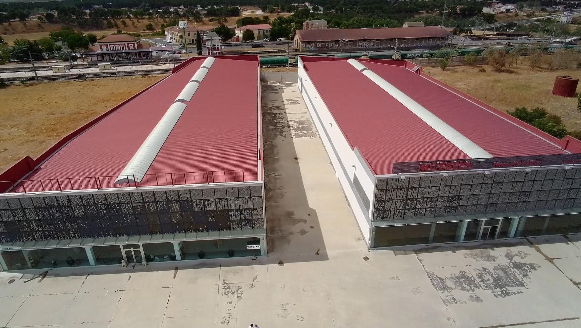 Vista exterior de Nau industrial en venda en Arévalo
