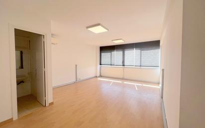 Office to rent in Granollers  with Air Conditioner, Heating and Internet