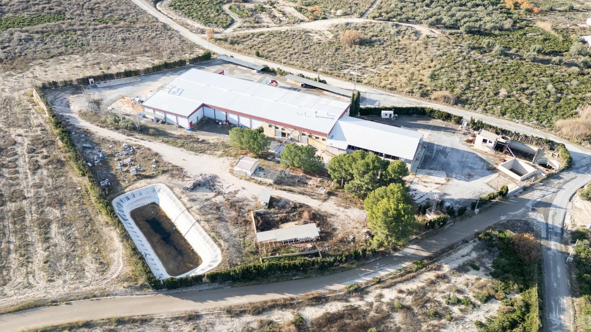 Exterior view of Industrial buildings for sale in Cieza
