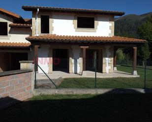 Vista exterior de Casa o xalet en venda en Ruente