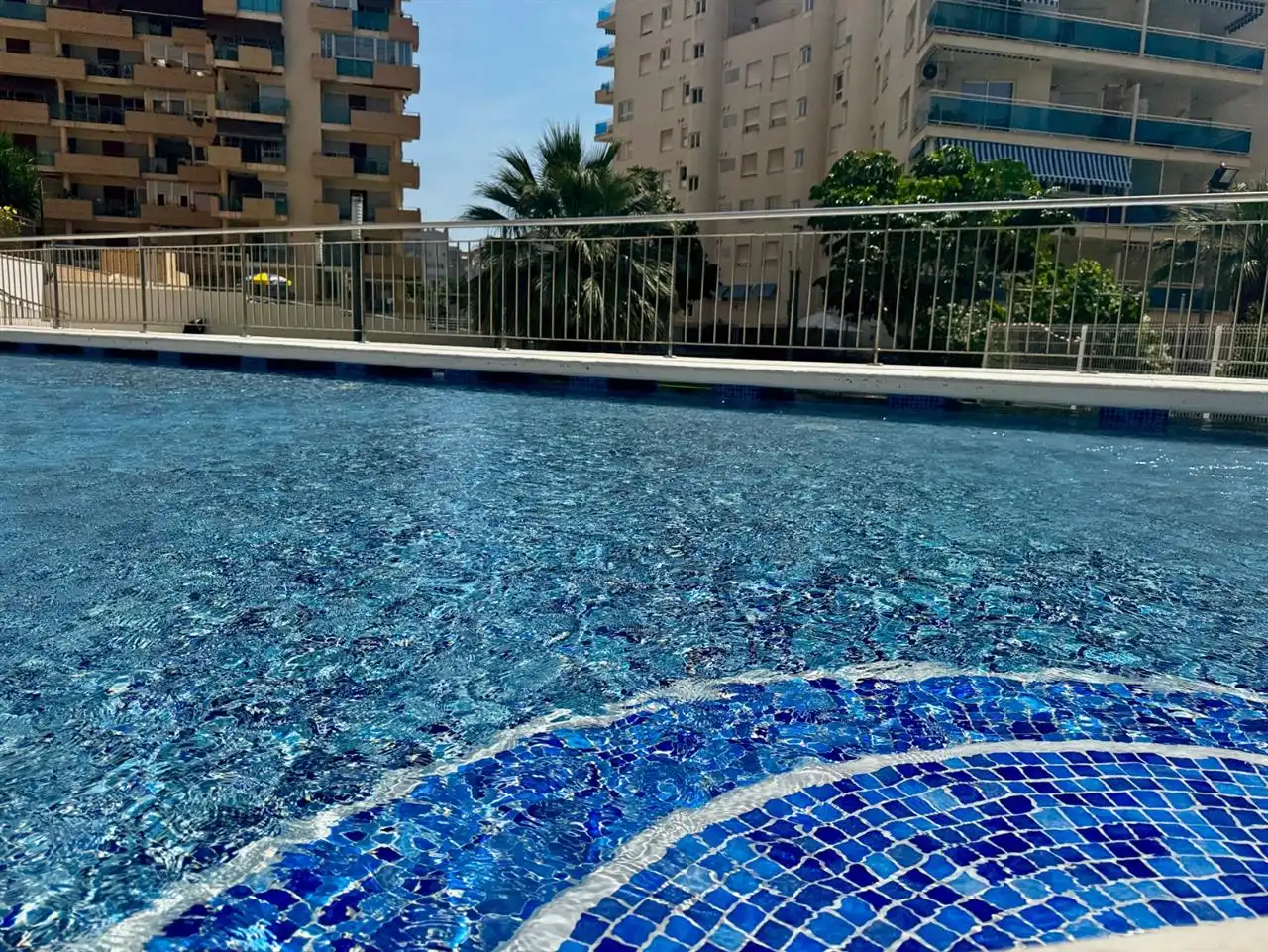 Piscina de Piso en venta en Villajoyosa / La Vila Joiosa con Aire acondicionado y Terraza
