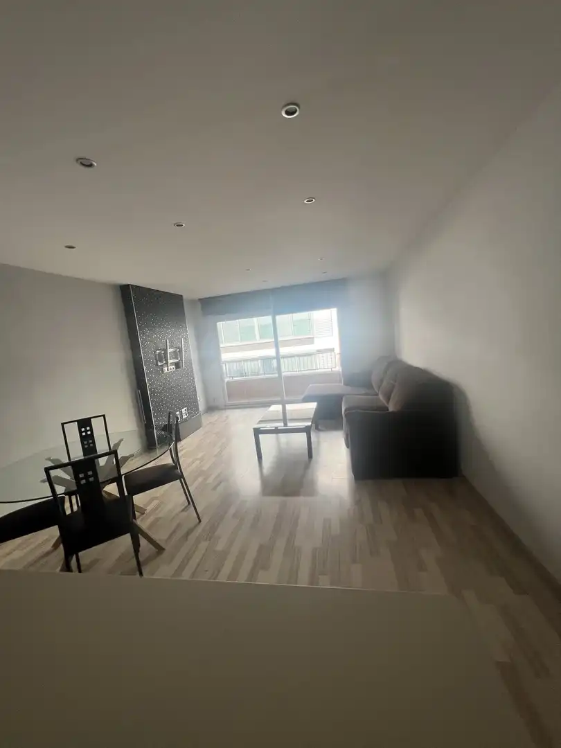 Wohnung zur Miete in JULI GARRETA, Eixample Nord