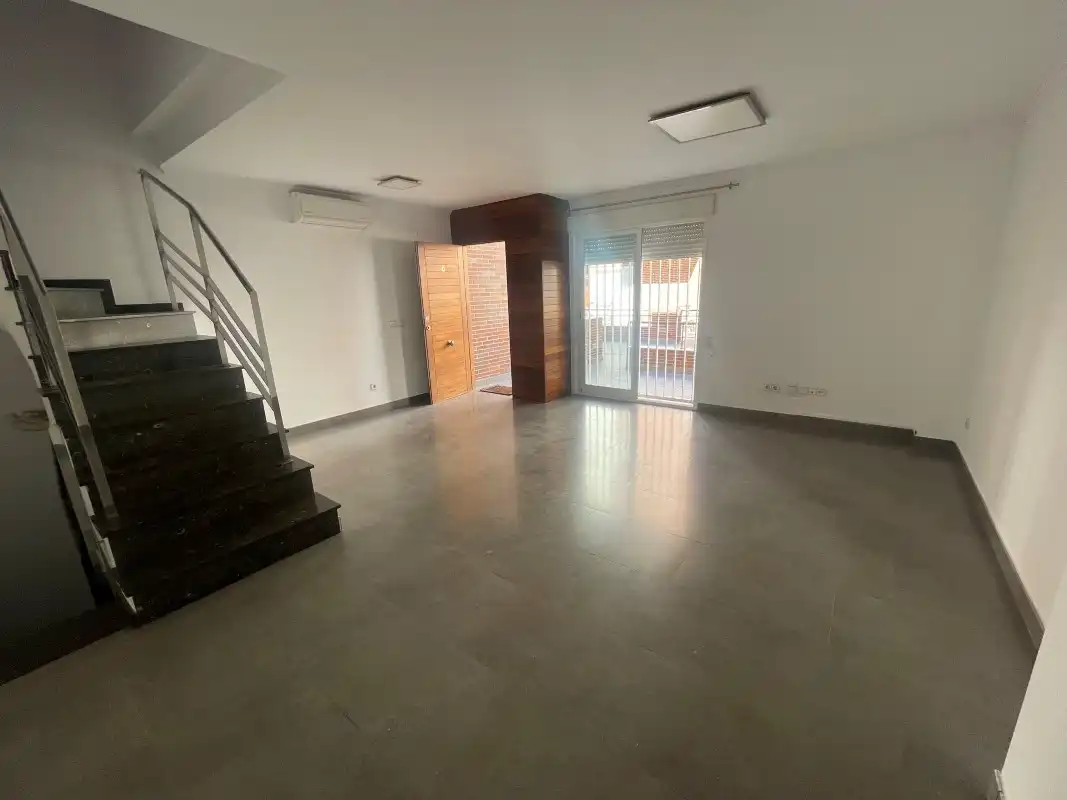 Casa a schiera con piscina in vendita a Plaça d'Espanya