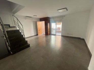 Maison mitoyenne avec piscine à vendre à Plaça d'Espanya