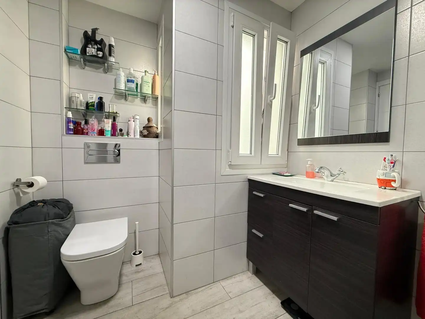 Baño de Piso en venta en Madrid con Aire acondicionado, Calefacción y Horno