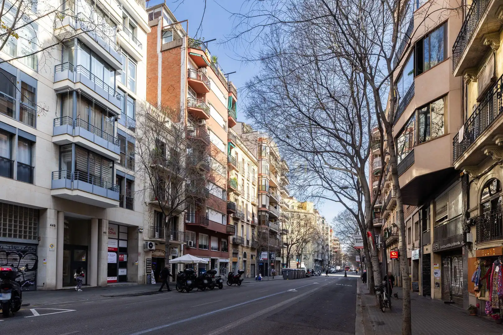 Außenansicht von Wohnung zum Verkauf in Barcelona