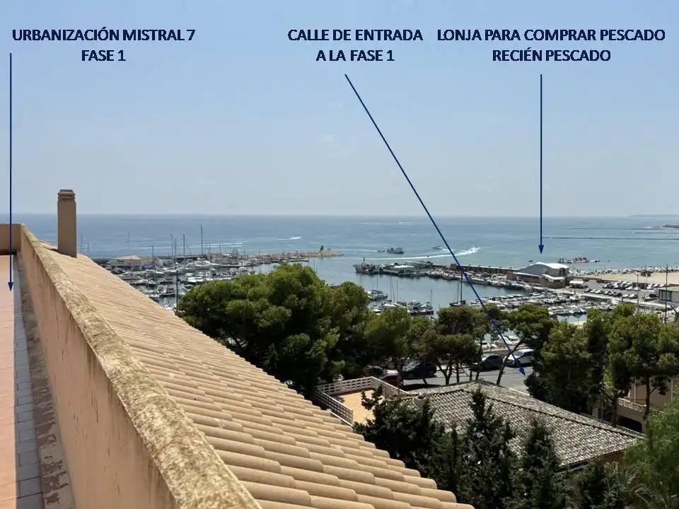 Exterior view of Flat for sale in El Campello  with Private garden, Terrace and Balcony
