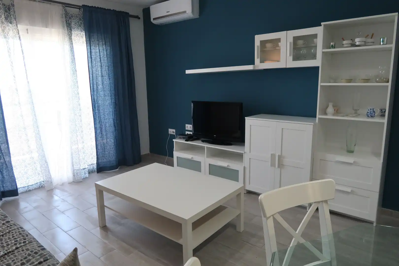 Sala d'estar de Apartament de lloguer en Almuñécar amb Aire condicionat, Calefacció i Terrassa